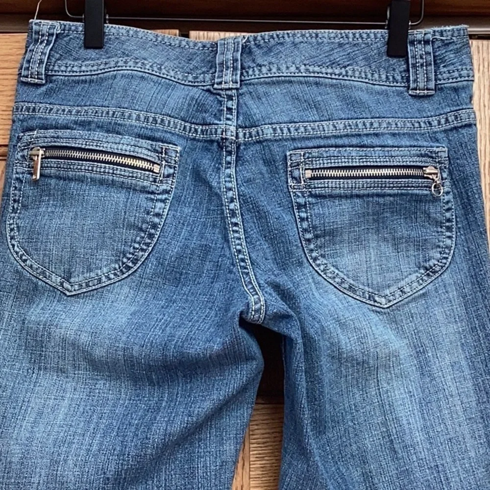 Michael Kors medium wash denim blue jeans, women’s size 8